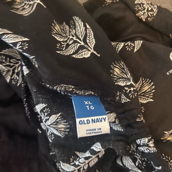 Puff sleeve, open back tie dress. Old navy. - Picture 3 of 3